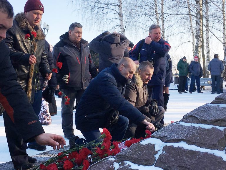 В Рыбинске прошел митинг памяти воинов-интернационалистов